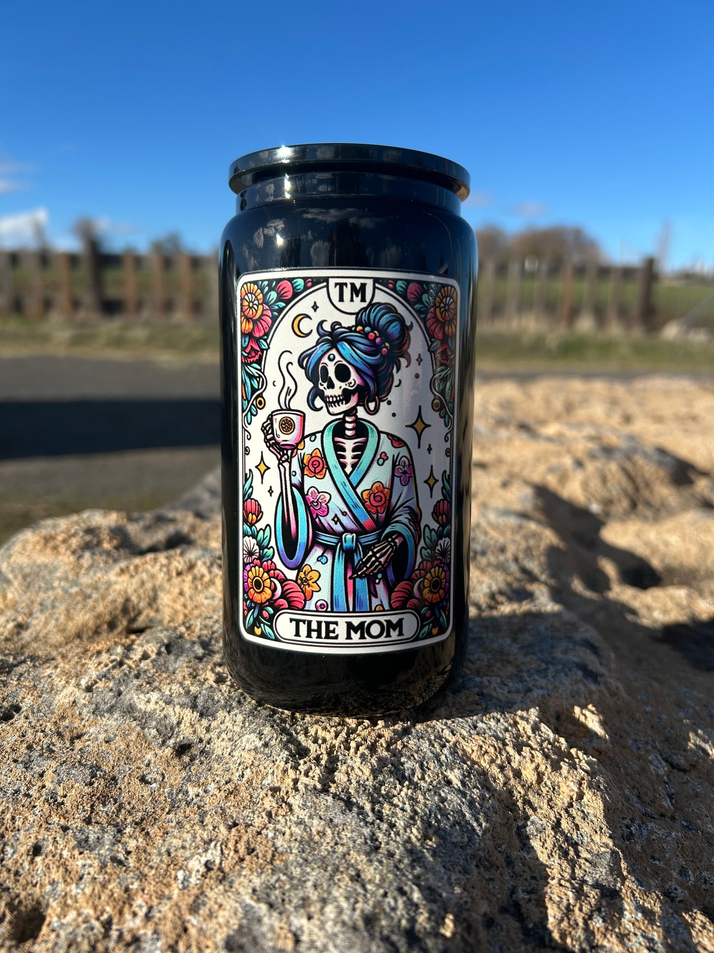 The Mom Skeleton Glass Can Tumbler