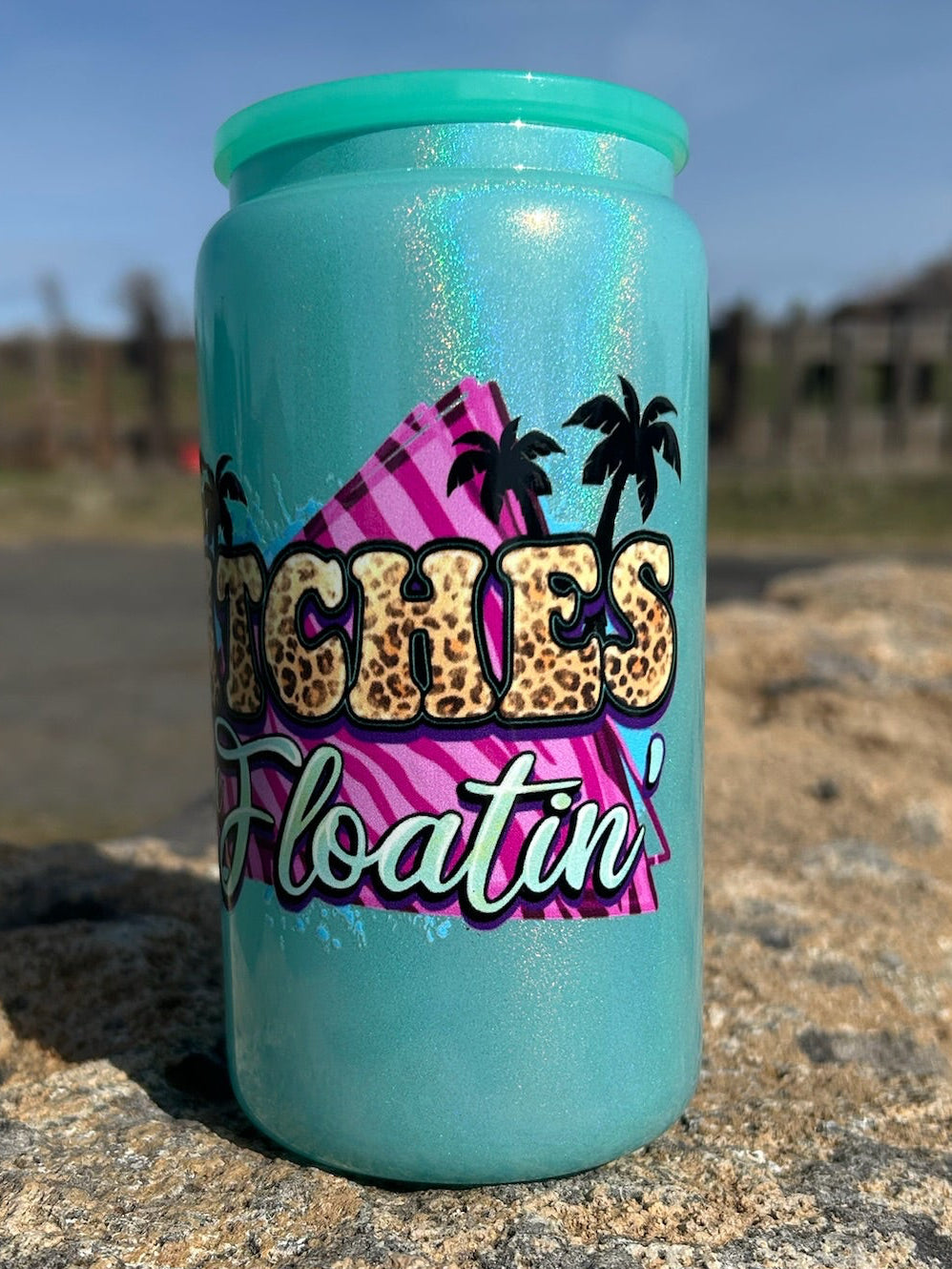 16oz Bitches B’ Floating Glass Can