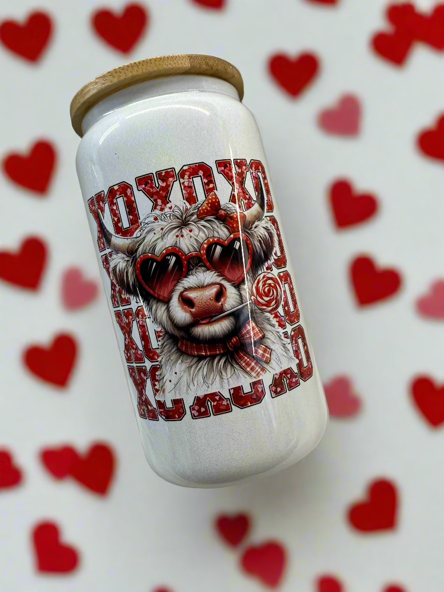 XOXO Cool Highland Cow Valentine's Day Glass Can