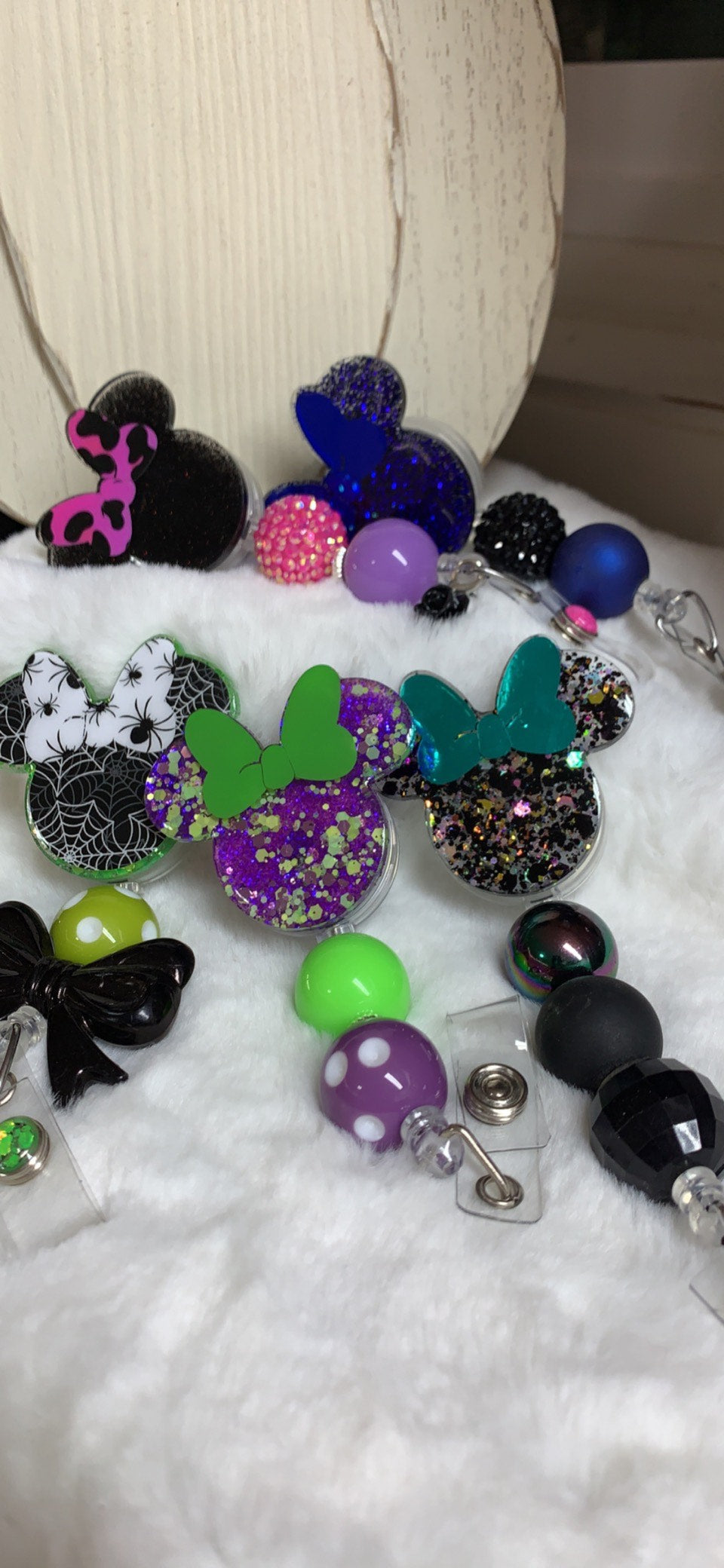 Minnie Da Mouse in the House- Badge Reel