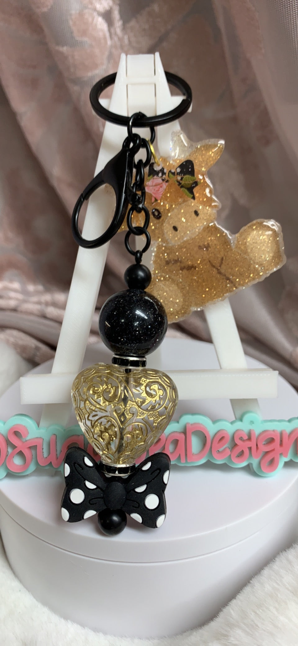 Heart and Bow Highland Cow Keychain