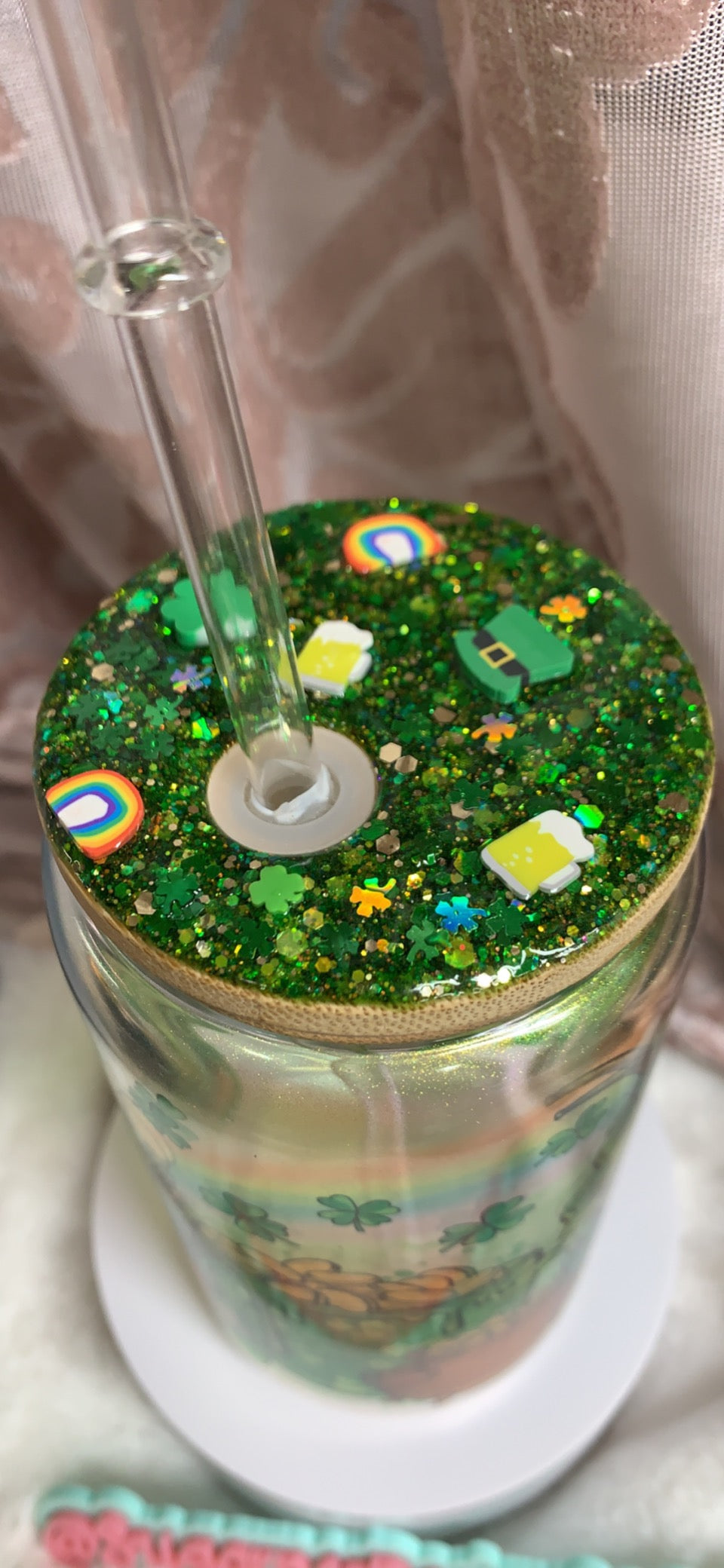 Leprechaun Shamrock Glass Beer Can