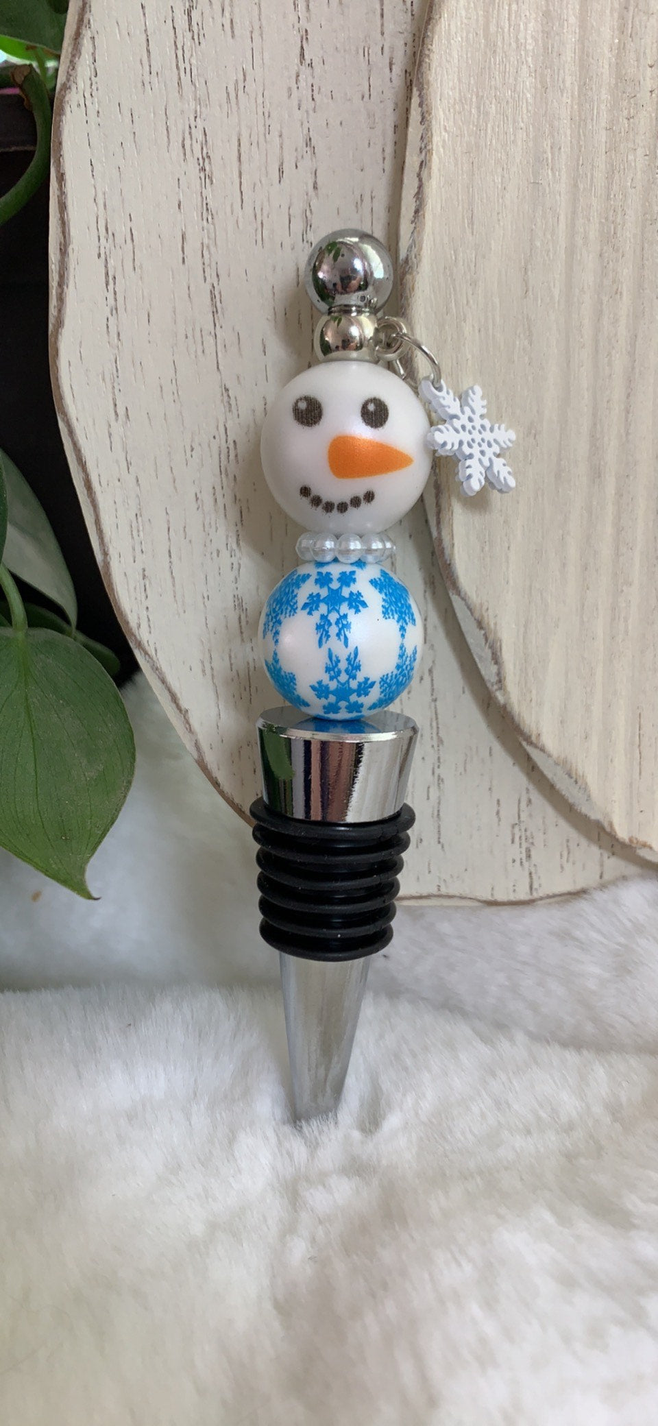 Frosty- Christmas Wine Bottle Stopper